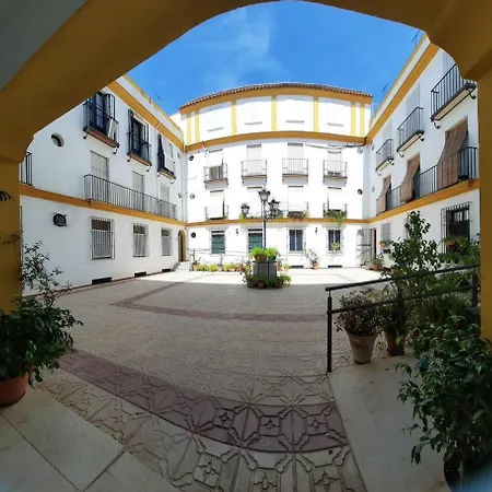 Budget And Cute With Balcony Center * Sevilla