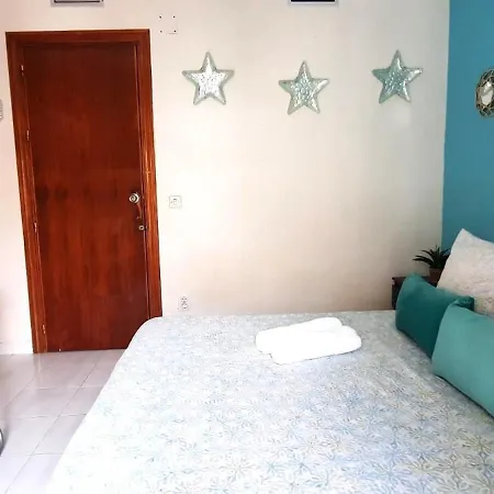 Budget And Cute With Balcony Center