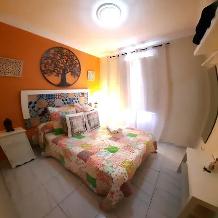 Budget And Cute With Balcony Center * Sevilla